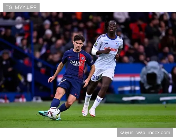 法甲中小球队转会评级超巴黎 斯特拉斯堡里尔朗斯雷恩里昂马赛并列前列